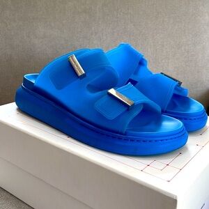 Alexander McQueen Women's Hybrid Slide Sandals. Size 41E